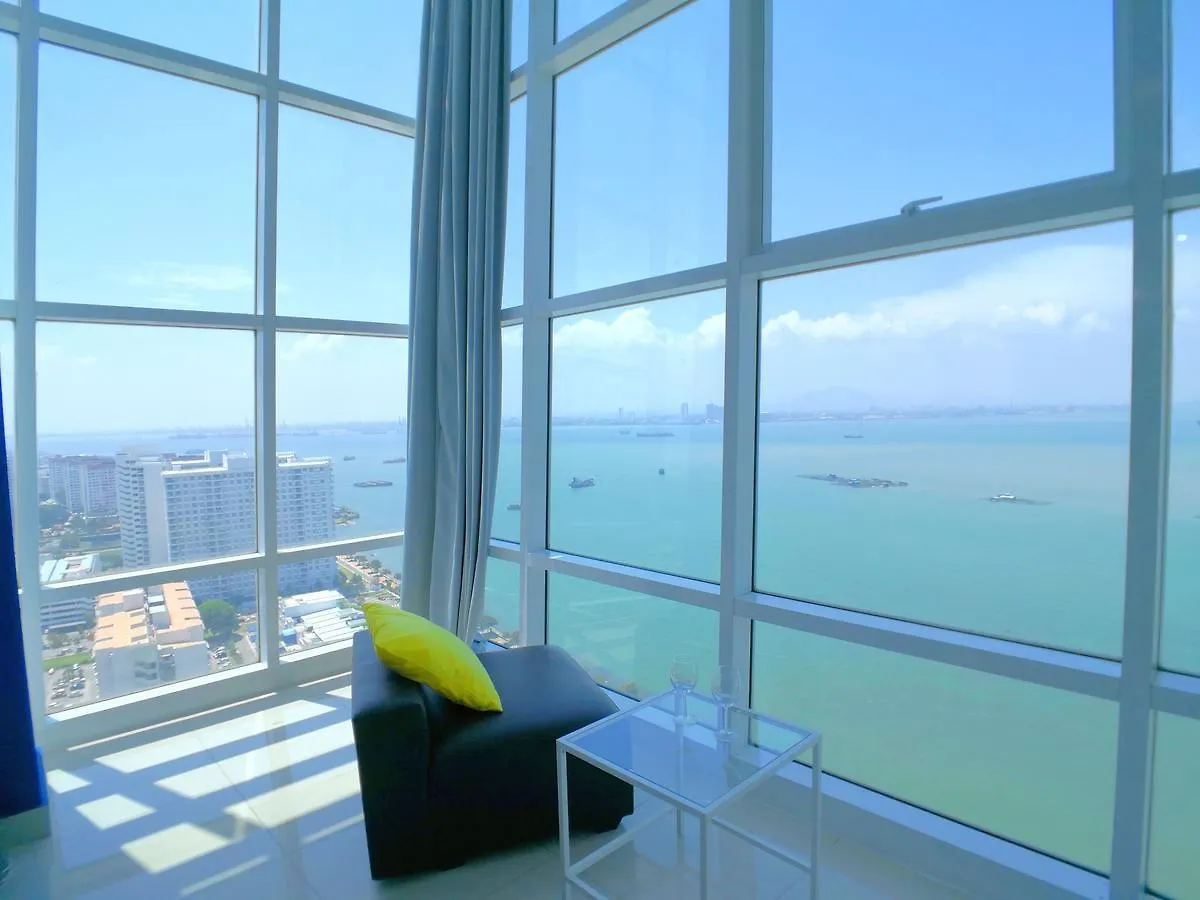 Georgetown Seaview Seafront Duplex Hotel