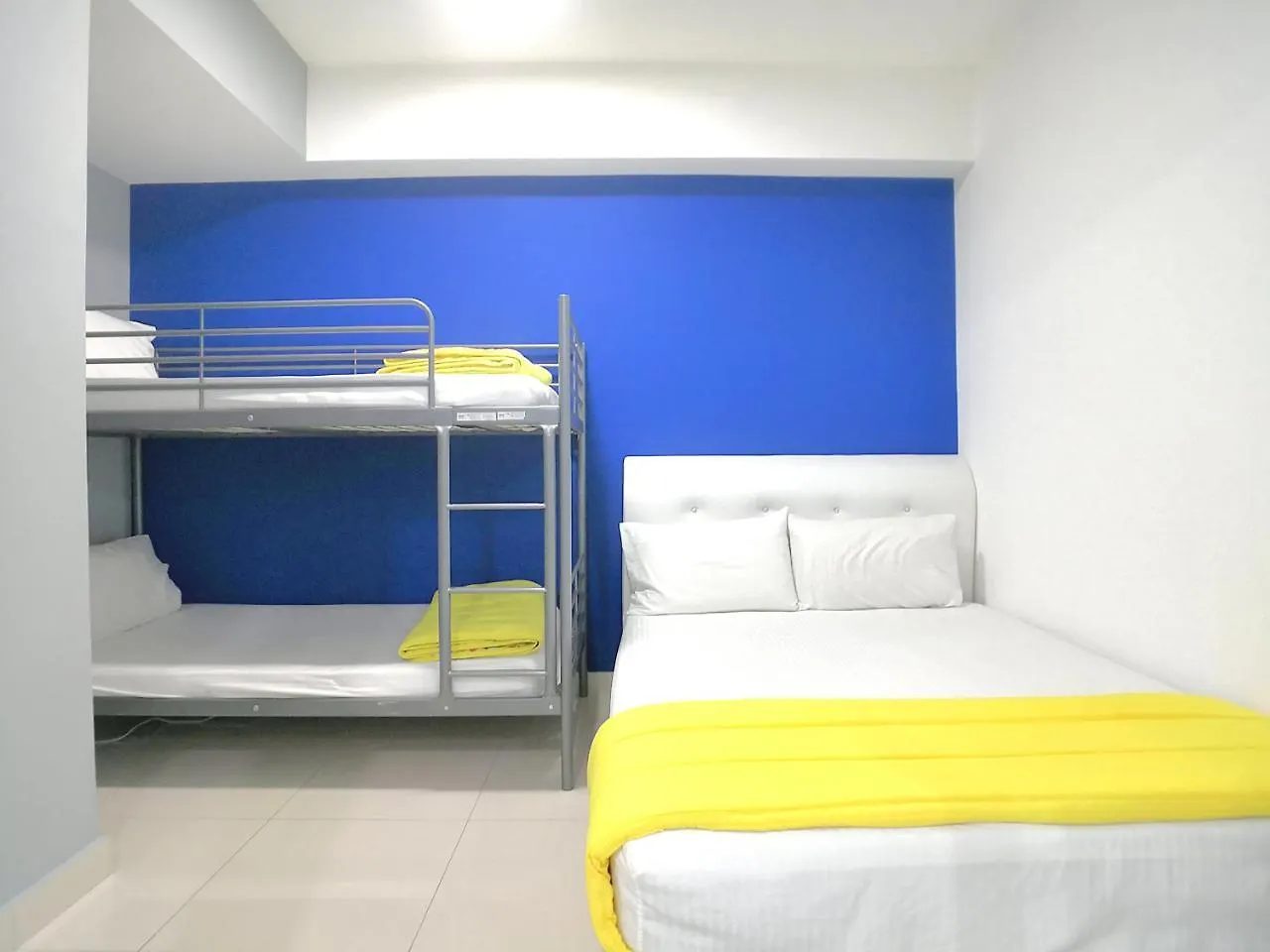 Georgetown Seaview Seafront Duplex Hotel 0*, George Town Malásia
